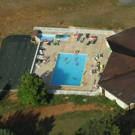Glamping Zecamping 3 étoiles Animaux Acceptés Tennis Piscine Et Soirées Animées