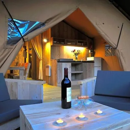 3 Etoiles - Piscine - Ccb0dic *