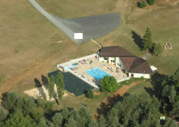 Zecamping 3 Animaux Acceptes Tennis Piscine Et Soirees Animees Luxusní stan 3*
