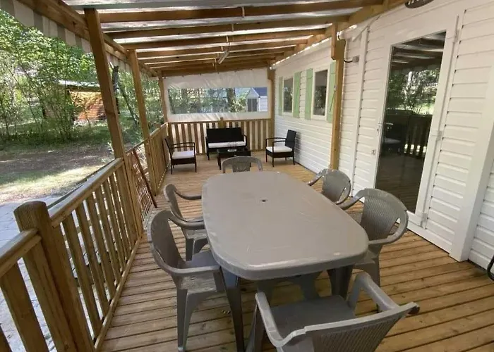 3 Etoiles - Piscine - Ccb0dic Pézuls